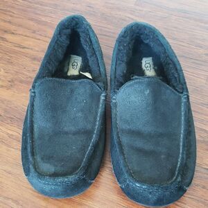 UGG Men's Black Suede Loafers Size 10